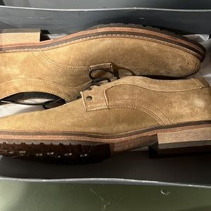 Kenneth Cole reaction tobacco color suede shoe sz 10.5 US new in box